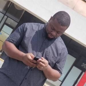 Meet your Posher, Deandre